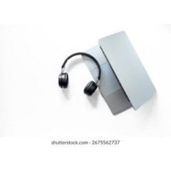 Ideal para trabajo, estudio o entretenimiento. Incluye una laptop potente y audífonos de alta calidad para disfrutar sonido.