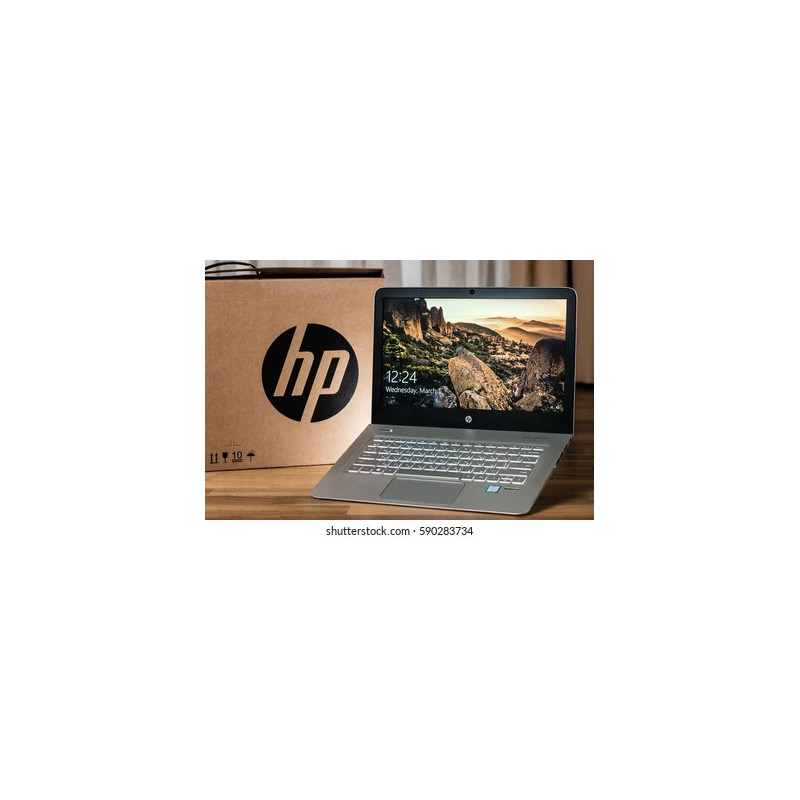 Portátil HP de 15.6″ con pantalla Full HD, procesador Intel Core de última generación, 16 GB de RAM, SSD de 512 GB.