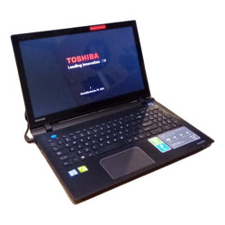 Laptop Toshiba / Dynabook de 15,6″ con procesador Intel Core i7, 16 GB de RAM y SSD de 512 GB